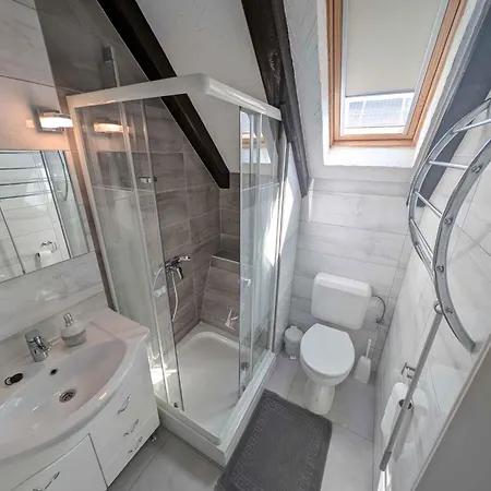 In - Balaton 48116 *