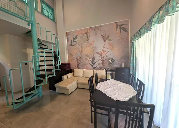 In - Balaton 48116 *